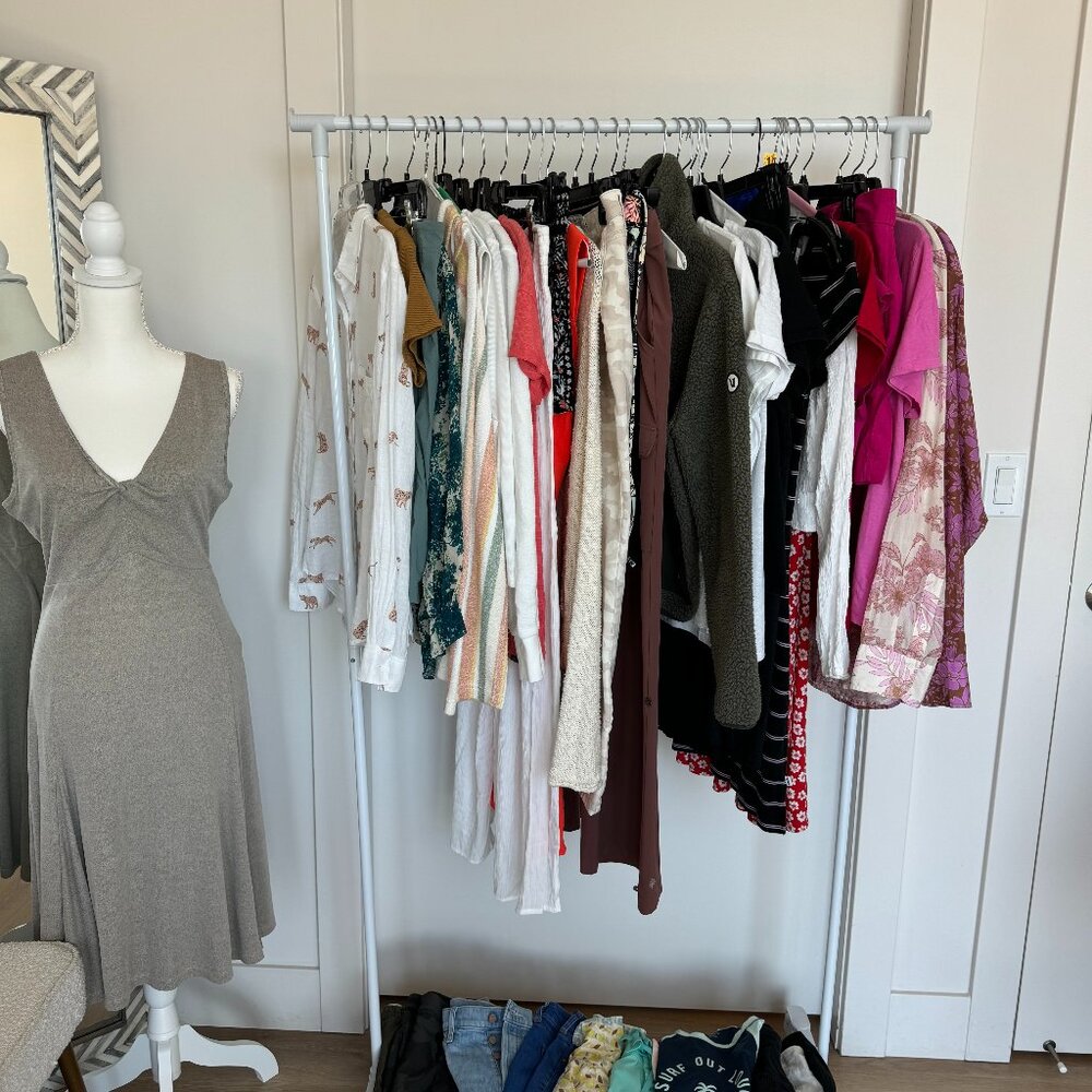 Unlisted Live Show - Closet Clean Out - Women's Clothing, Pre-Owned.